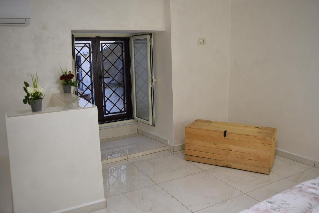 Nonnona House-Napoli Centro Apartment Exterior foto